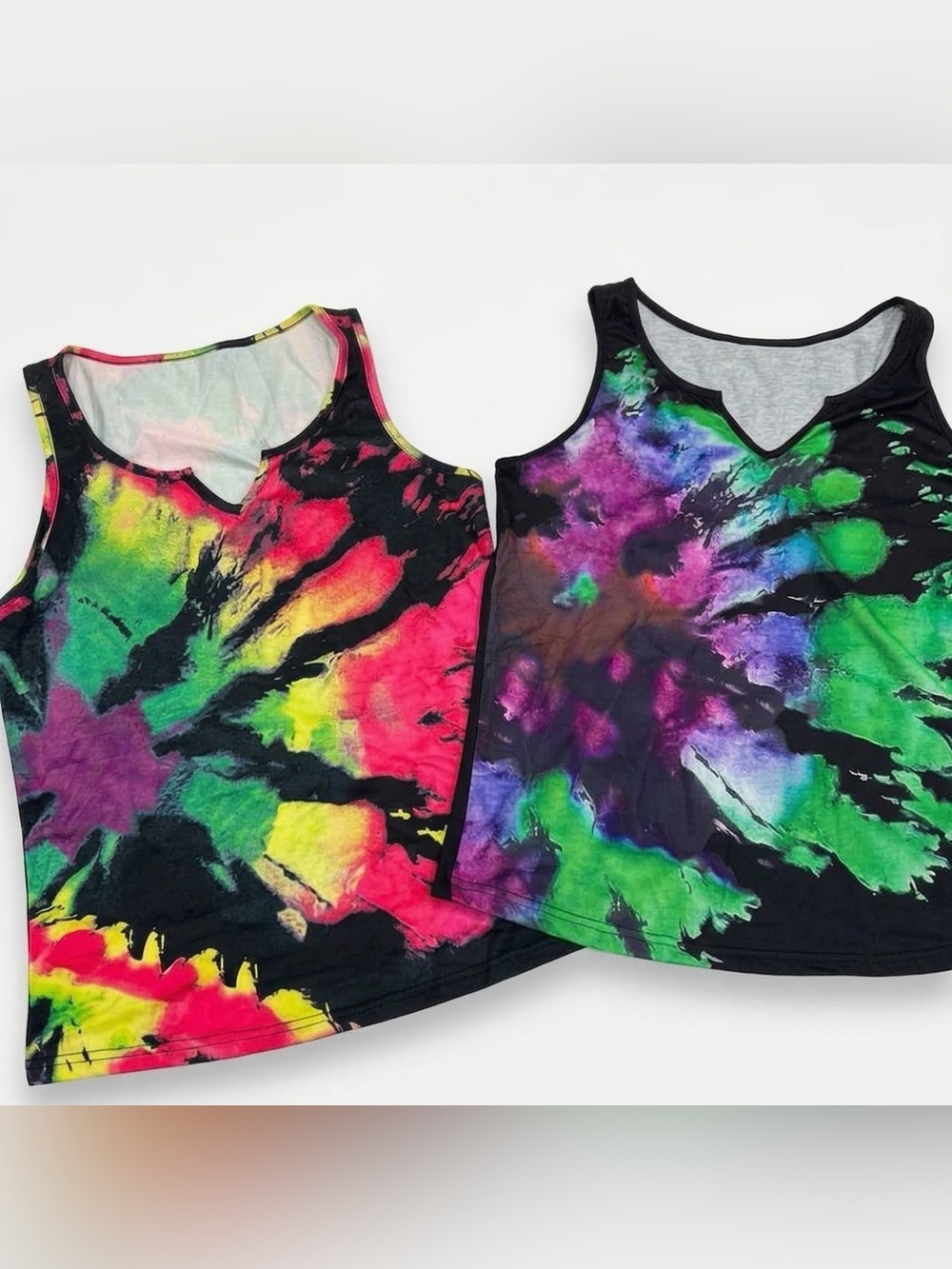 NWOT! Women’s Tie Dye Tank Lot x 2 Size L